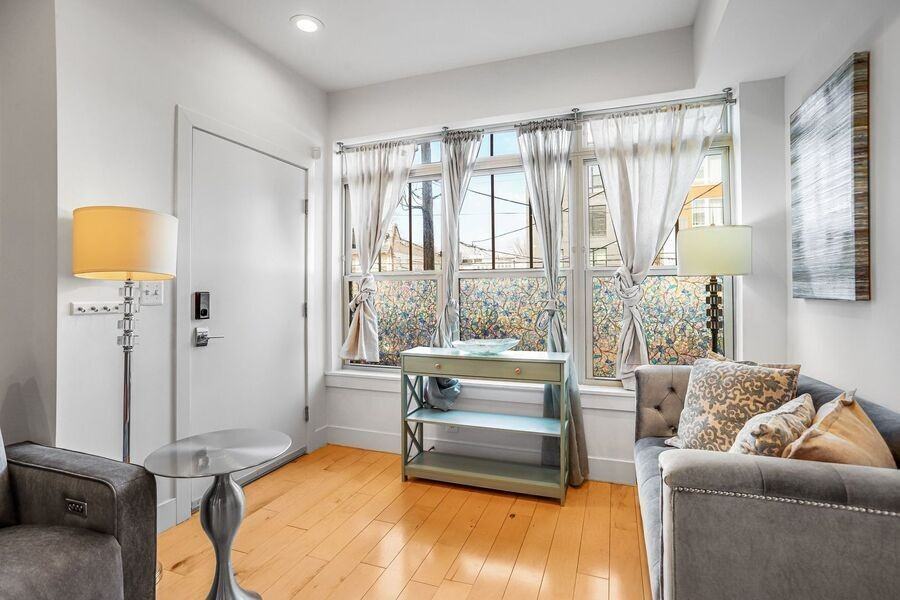 816 Kennedy St Nw #2 - Photo 3 of 45
