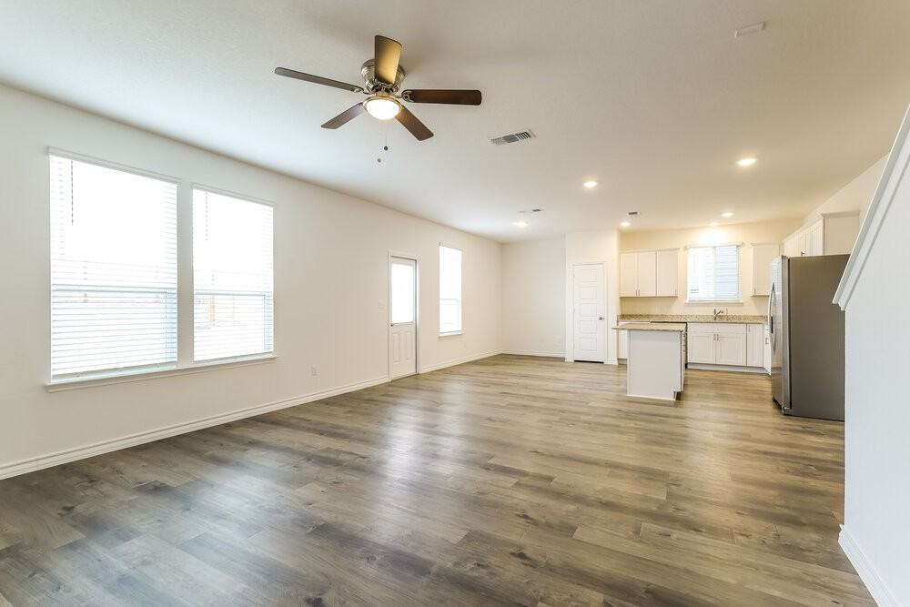 10407 Monte Carmel Pl - Photo 5 of 17