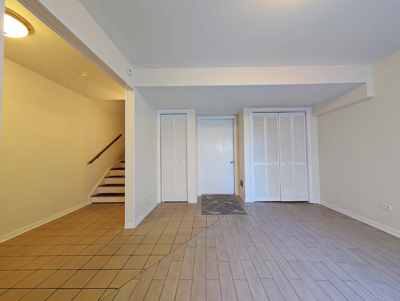 7241 Franklin St - Photo 5 of 27