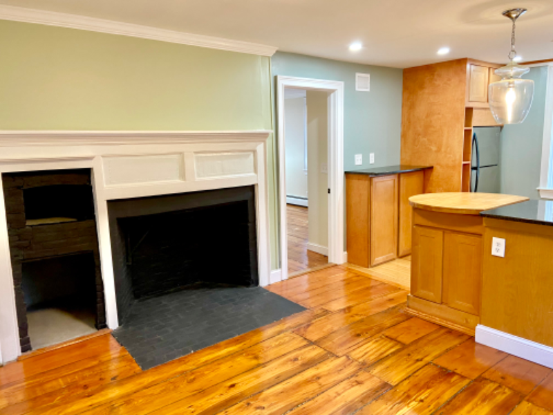 11 Cady St - Photo 7 of 24