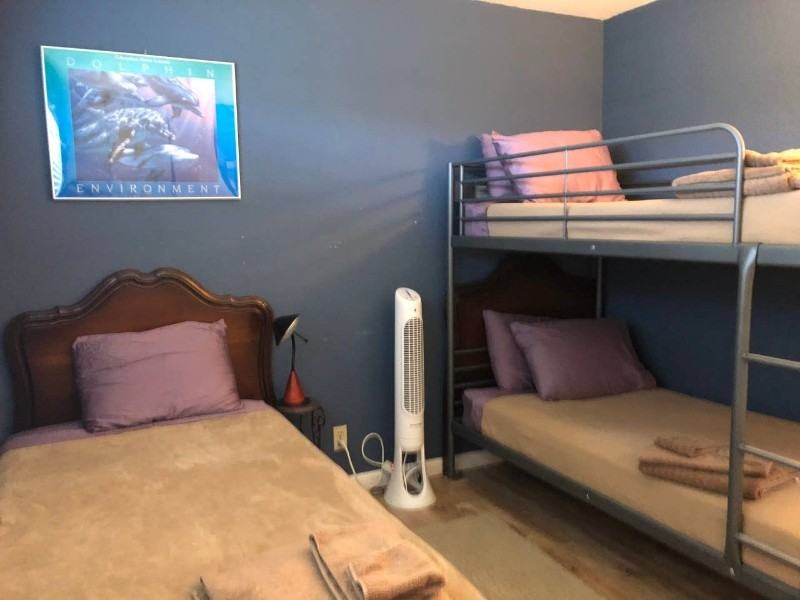 1092 Keldon Dr - Photo 5 of 18