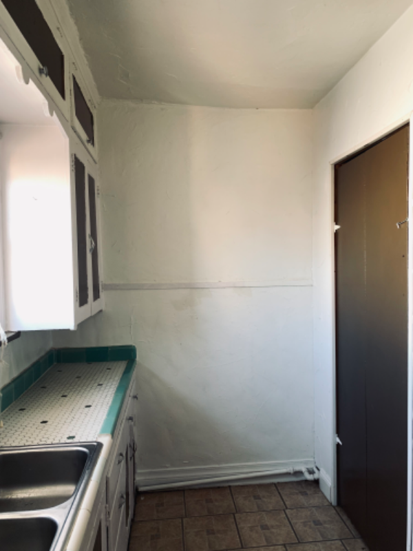 2609 Nw 12th St - Photo 6 of 16