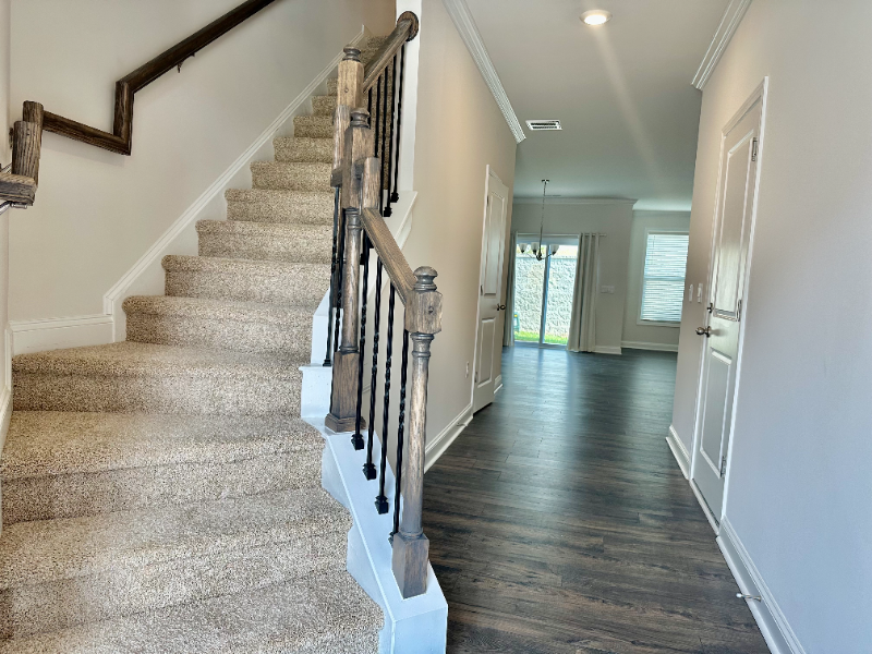 175 Creekview Rd - Photo 3 of 29