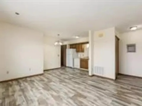 573 Irving Wick Dr E #G - Photo 5 of 12