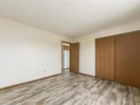 573 Irving Wick Dr E #G - Photo 7 of 12