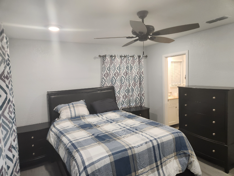 1529 E Don St - Photo 6 of 28