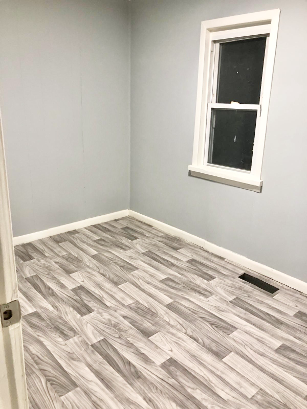 4127 Coggins Ave - Photo 2 of 2