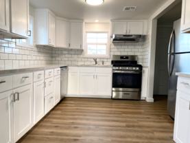 345 Marilyn St Ne - Photo 1 of 1