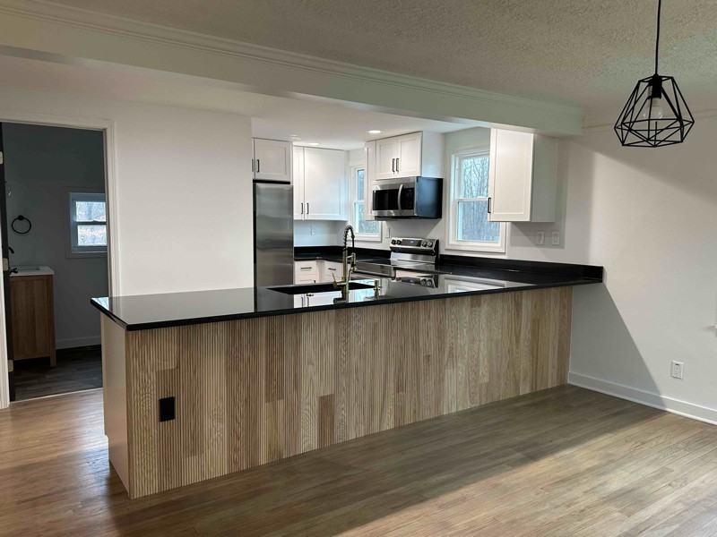 499 Bridge St - Photo 3 of 24