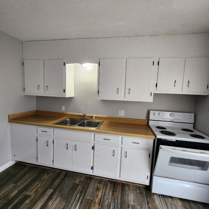 139 Hendricks Blvd #6 - Photo 3 of 16