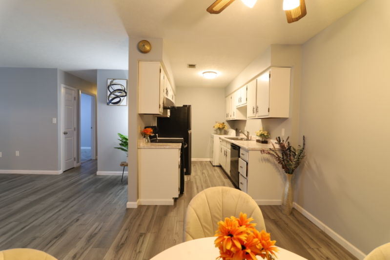 355 Chadwick Pl - Photo 5 of 21