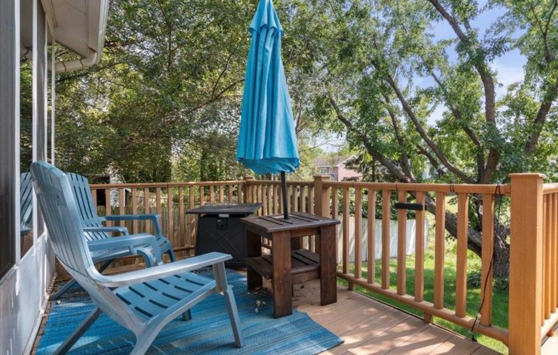 9673 Harrow Ct S - Photo 6 of 8