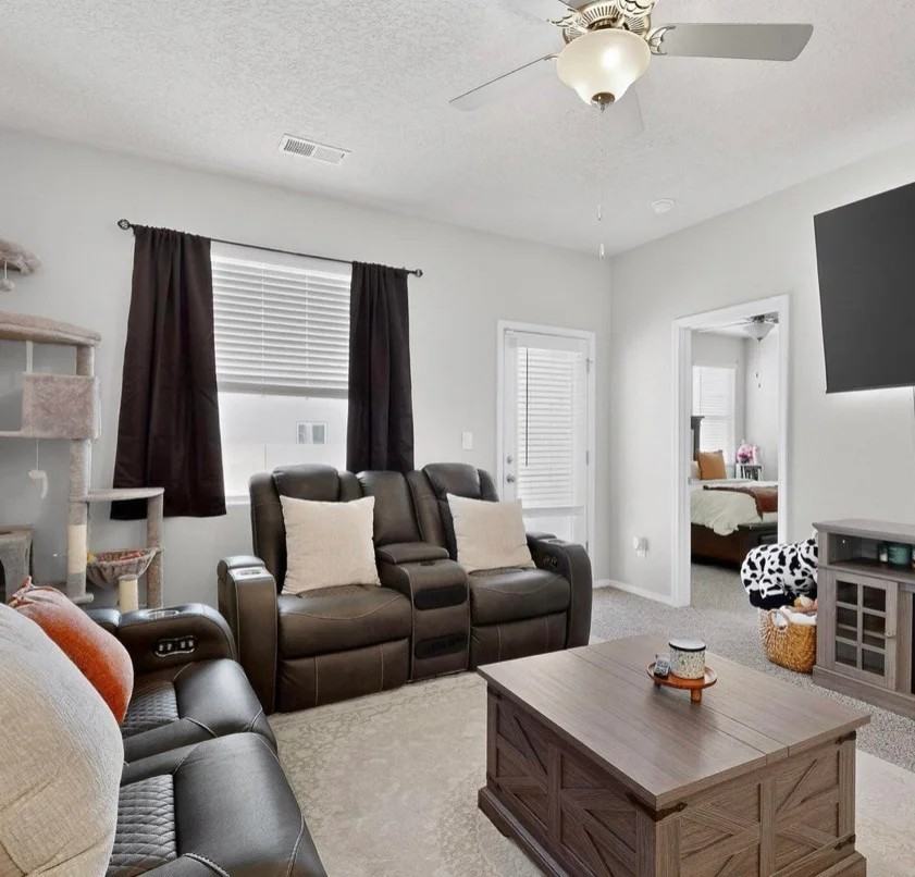 10650 Valedon Ln Sw - Photo 2 of 14