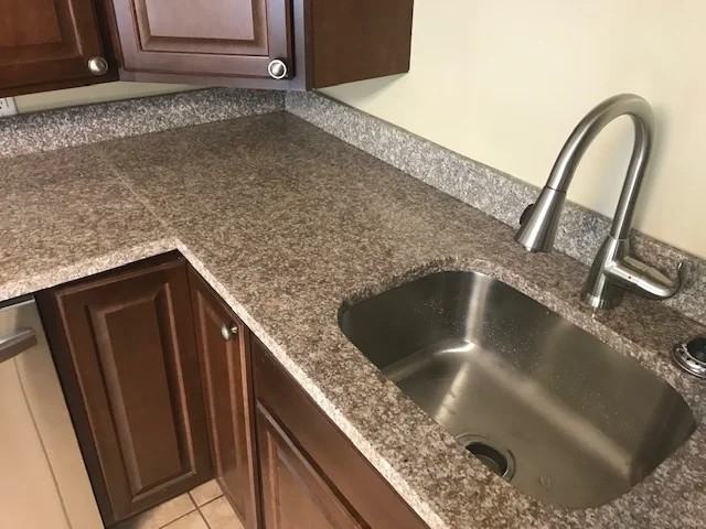 304 Fingal St - Photo 3 of 20