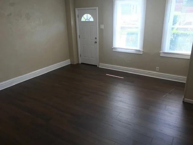 304 Fingal St - Photo 6 of 20