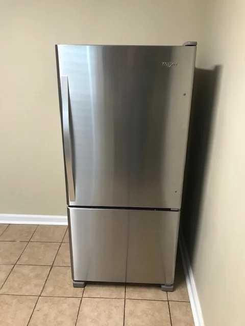 736 Boggs Ave - Photo 3 of 19