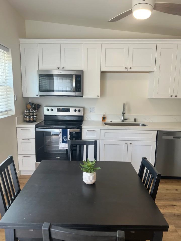 11459 Manzanita Rd #A - Photo 4 of 17