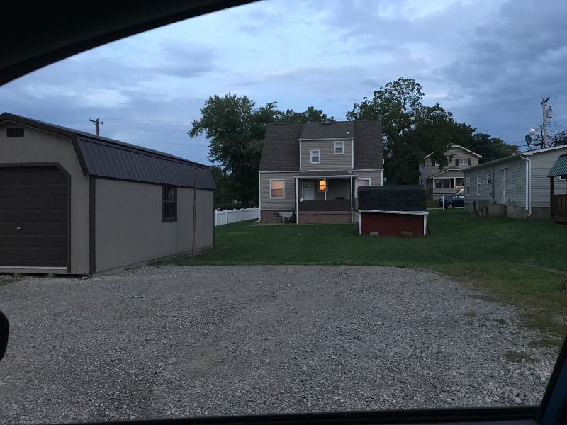 1220 Linden St - Photo 4 of 15