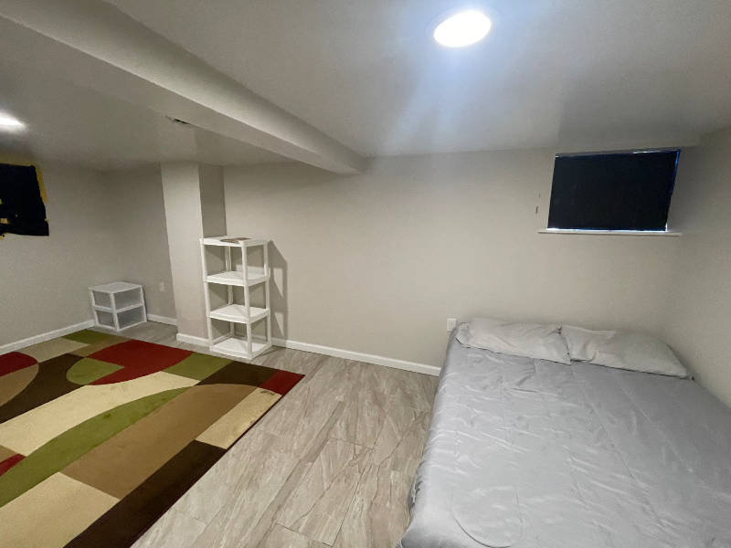 1220 Linden St - Photo 7 of 15