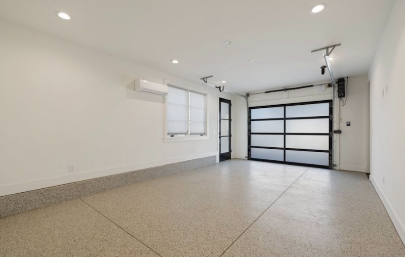 1330 Columbia Ave #A - Photo 4 of 9