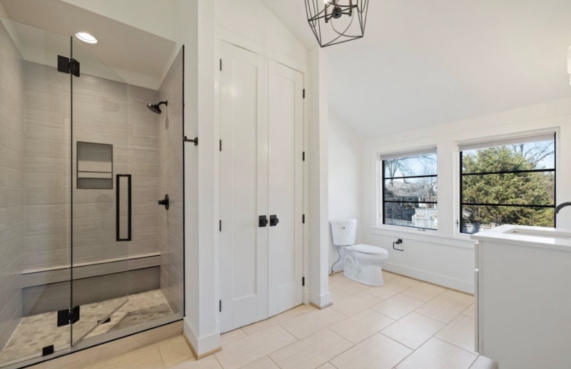 1330 Columbia Ave #A - Photo 5 of 9