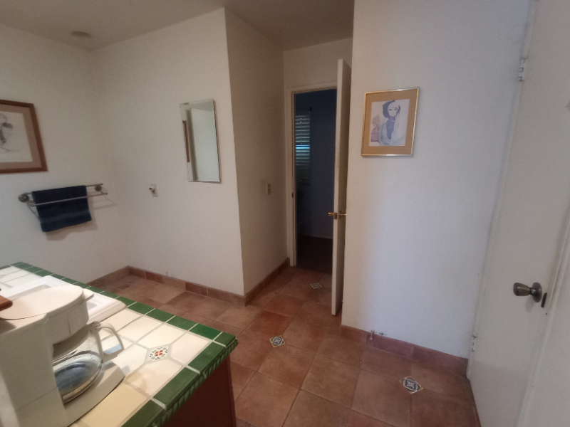 202 Armstrong Dr - Photo 2 of 6