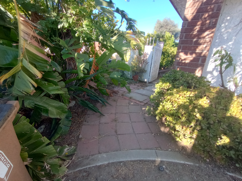 202 Armstrong Dr - Photo 5 of 6