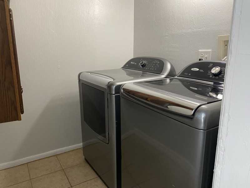 213 Burns Ave - Photo 7 of 9