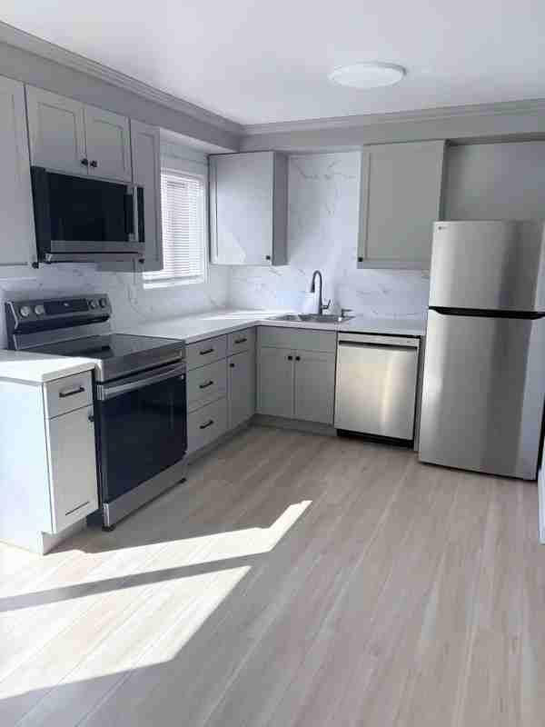 3112 N St #5 - Photo 3 of 13