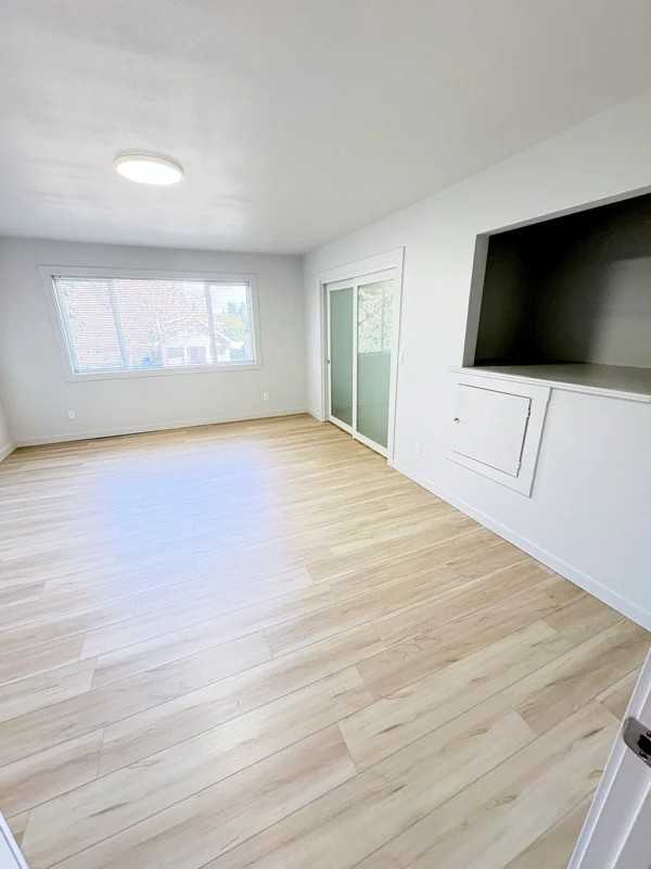 3112 N St #5 - Photo 6 of 13