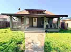 featured image of 341 N D St