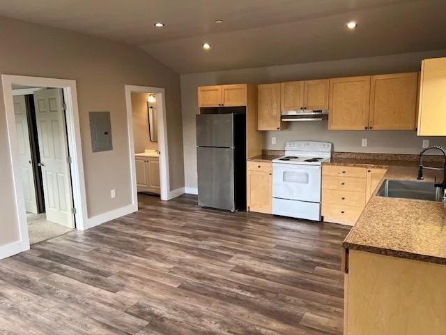 2141 Western Ave #A - Photo 3 of 9