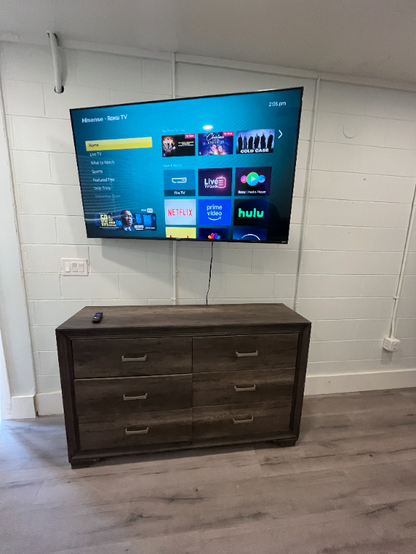 740 Jenkins St - Photo 3 of 11