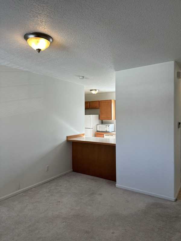 282 Ne 4th St - Photo 7 of 10