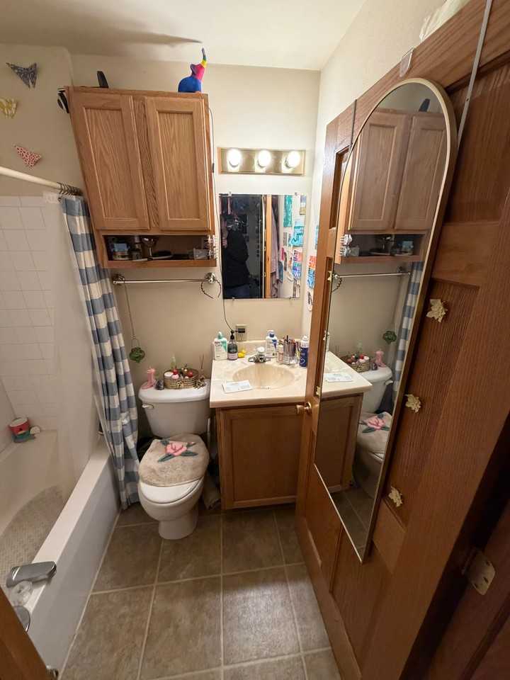 114 W Gilman St #11 - Photo 5 of 5