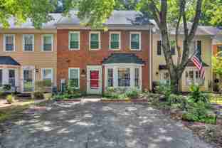 586 Saint James Walk Se - Photo 1 of 1