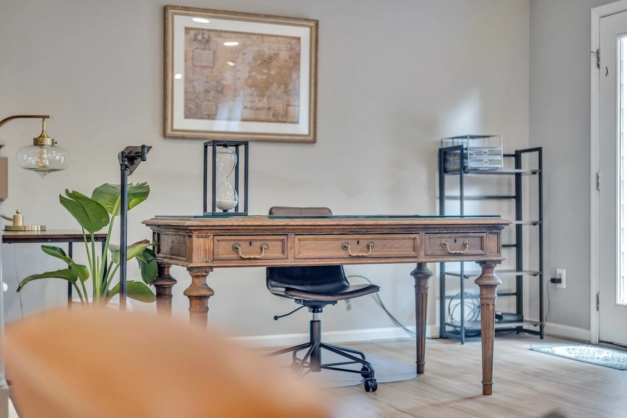 586 Saint James Walk Se - Photo 7 of 14