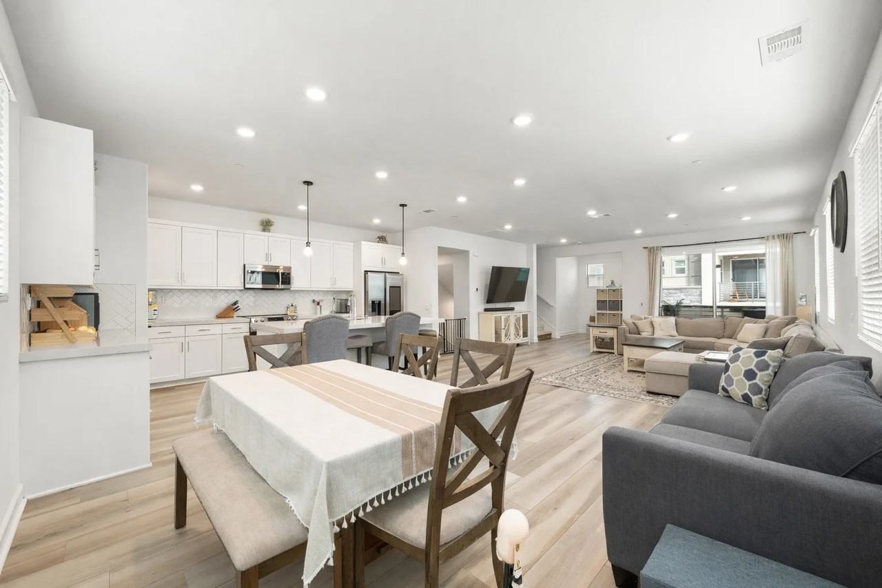 784 Vada St #5 - Photo 7 of 20