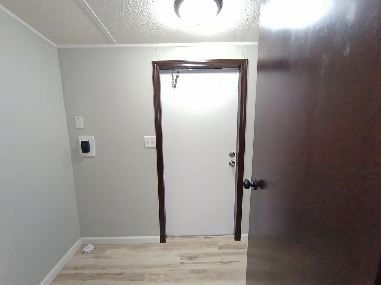 1 Deerwood Park - Photo 7 of 10