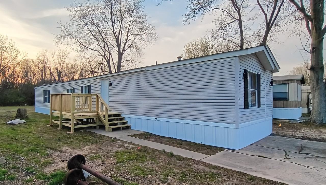 64 Deerwood Park - Photo 2 of 16