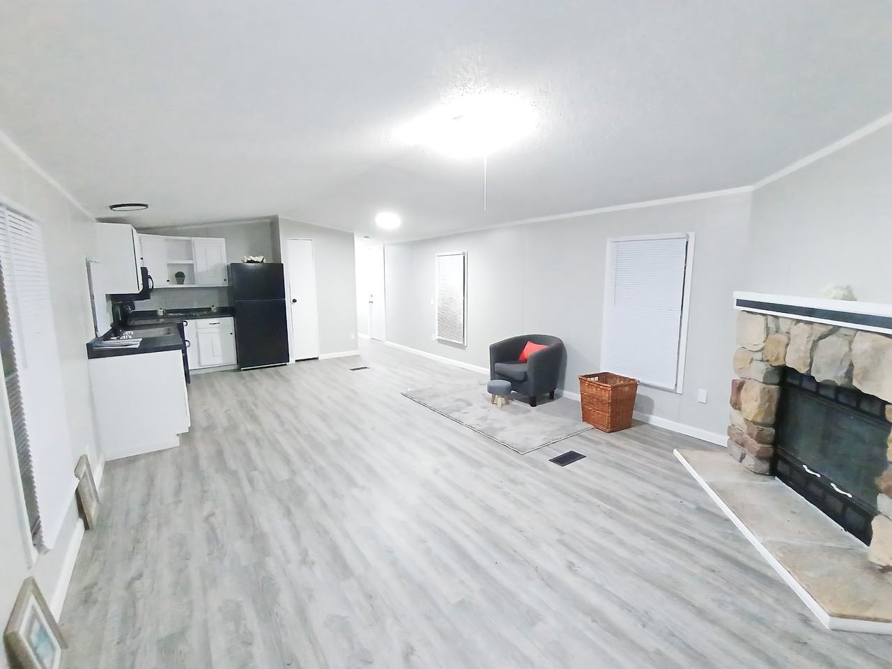 64 Deerwood Park - Photo 5 of 16