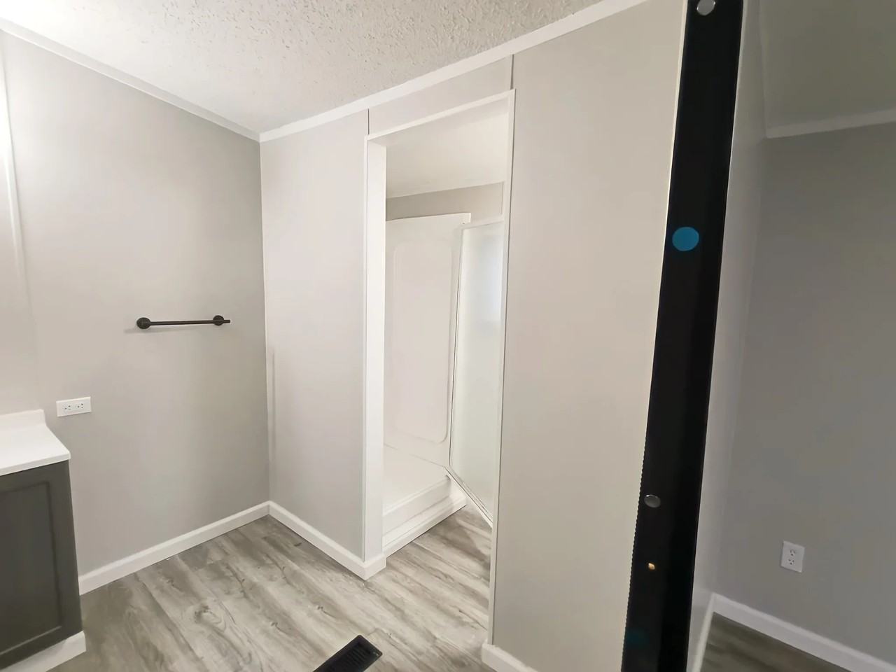 64 Deerwood Park - Photo 6 of 16