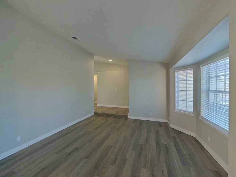 1130 Shady Run Ter - Photo 2 of 10