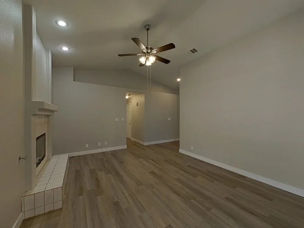 1130 Shady Run Ter - Photo 3 of 10