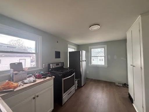 297 Norwood Ave - Photo 7 of 17