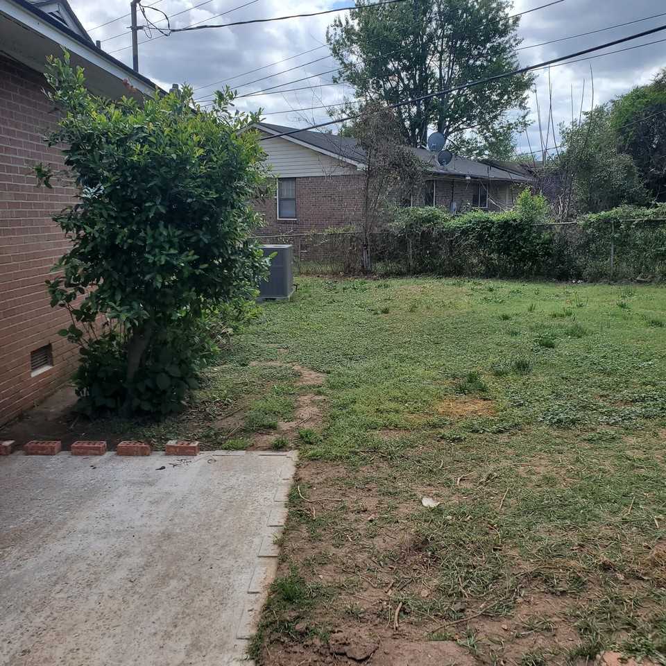 301 W Lakeside Ave - Photo 6 of 16