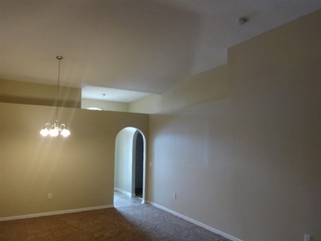 606 Mason Dr - Photo 2 of 12