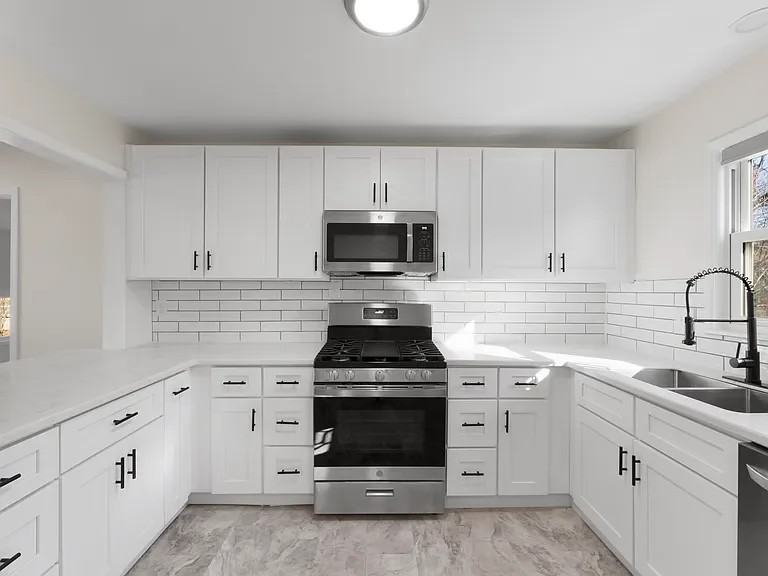 5617 Beverly Ave - Photo 7 of 15