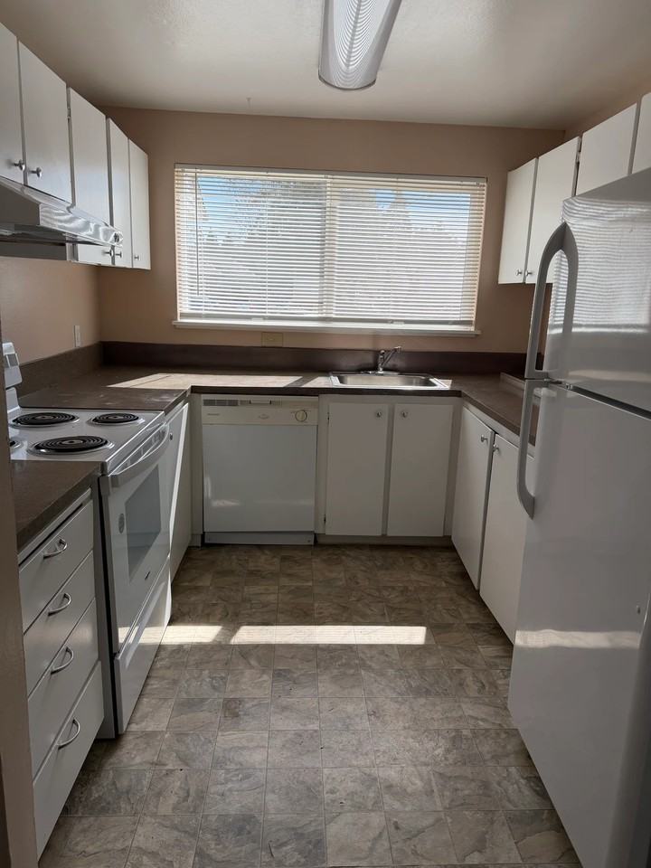 17459 Sw Wright St - Photo 5 of 15