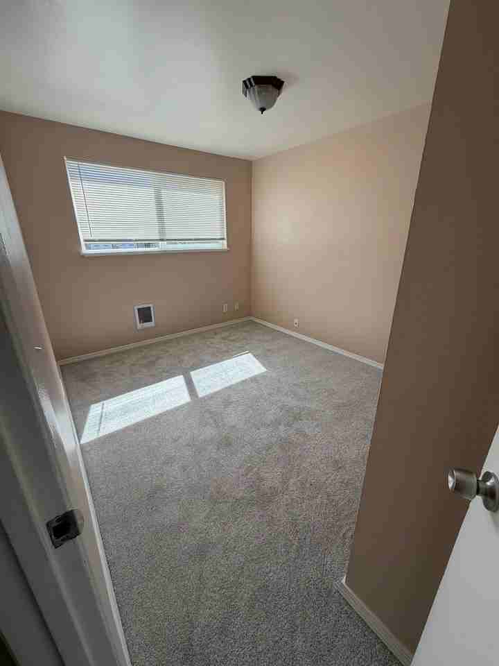 17459 Sw Wright St - Photo 7 of 15